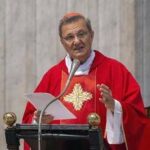 Elezione nuovo Papa, via al Conclave: chi è il cardinale Mario Grech