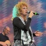 Fiorella Mannoia: Stanno cancellando fondi per l'Africa, governi intervengano