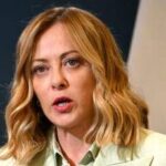 Meloni: Esistono confini da non superare, contro clima violento politica si deve unire