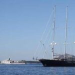 Bezos, le nozze e il nodo sicurezza: niente approdo a Venezia per il superyacht Koru