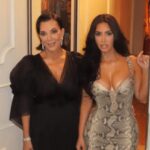 Kris Jenner ruba la scena alle nozze di Bezos: il 'glow up' a 69 anni e la somiglianza con Kim Karda...