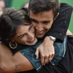 Musetti a Wimbledon con la famiglia. La fidanzata: Arriviamo papà