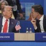 Nato, Rutte primo fan di Trump: Grazie al 'paparino' stop alla guerra