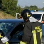 Scontro mortale in A1 tra auto e furgone: perdono la vita moglie e marito, gravi i figli
