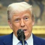 Trump avverte l'Iran: Deve fare un accordo prima che non rimanga nulla