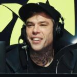 Fedez, 'lezione' a Ultima Generazione su aerei privati: Rompete solo le scatole