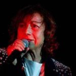 Gianna Nannini, frattura al braccio sul palco a Wiesbaden ma il tour non si ferma