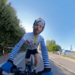 Jovanotti in bici (dopo l'incidente) da Cortona al Friuli: 770 km verso il 'bike concert'