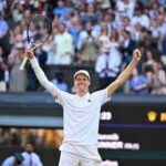 Sinner cuore d'oro: dona cinque milioni per aiutare... i cani