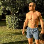 Stefano Accorsi, 54 anni e fisico scolpito: la trasformazione da Iron Man