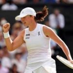 Wimbledon, Swiatek è la nuova 'Regina': dominata Anisimova con doppio 6-0