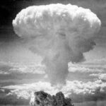 Hiroshima, ecco chi premerebbe il bottone nucleare se l'Italia avesse la bomba atomica