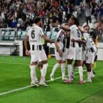 Serie A, la Juve batte il Parma 2-0 con David e Vlahovic. Atalanta, non basta Scamacca: è 1-1 con il...