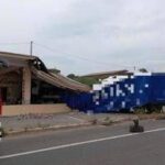 Tir sfonda un caseificio dopo lo scontro con un'auto: un morto e due feriti a Capalbio