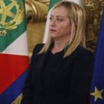 Armani, Meloni: Giurai da premier con suo tailleur, in quell’abito tanti suoi messaggi