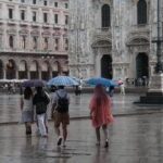 Caldo anomalo fino a 34°, poi brusco cambio meteo con piogge e nubifragi: ecco la data