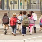 Crescere un figlio in Italia? Costa di media 156mila euro, con rincaro del 12% dal 2022