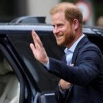 Il principe Harry incontra Carlo a Clarence House, il meeting dura meno di un'ora