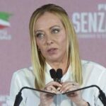 Meloni, l'elogio di 'Le Figaro': Popolarità e maggioranza chiara, percorso senza errori