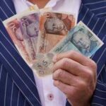 Banconota da 5 sterline di Re Carlo venduta a 2.800: ecco come riconoscerle