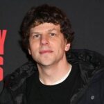 Dono il rene a uno sconosciuto, la scelta di Jesse Eisenberg
