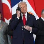 Trump, tutte le 'perle': la grazia a Netanyahu, Meloni 'bellissima', Macron stritolato e Starmer gel...