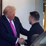 Zelensky e la giacca nera alla Casa Bianca, Trump: Ha un bel look