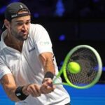 Atp Finals, anche Berrettini si allena a Torino. Prima il calcio tennis, poi il saluto con l'ex coac...