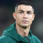 Cristiano Ronaldo regala un orologio 'speciale' ai compagni di nazionale. Il pensiero per Diogo Jota