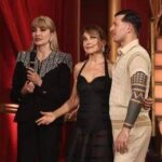 D'Urso show a Ballando, in lacrime per la madre poi attacca: Dette cose non vere