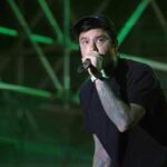 Fedez e Mr Marra denunciano in Procura: Due finti poliziotti sono venuti a cercarci