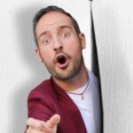 Filippo Caccamo è 'Fuori di tela': Storia dell'arte spesso incomprensibile, invece può far ridere