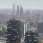Freddo artico in Lombardia, neve arrivata a Milano