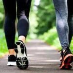 Più esercizio e meno divano, pochi minuti al giorno per migliorare la salute: lo studio