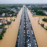 Thailandia e Indonesia travolte dal maltempo, devastata l'isola di Sumatra: decine di morti e disper...
