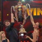 Andrea Delogu trionfa a Ballando con le stelle: Grazie alla mia famiglia e al mio maestro Nikita