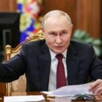 Asset russi congelati, Mosca: Presto risponderemo a mossa Ue. Salvini: Bruxelles scherza con il f...