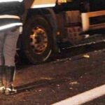 Genova, tir investe pedone e lo uccide trascinandolo per un chilometro
