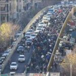 Iran, la protesta di allarga agli atenei: scendono in piazza gli studenti