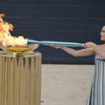 Milano Cortina 2026, fiamma olimpica accolta oggi in Italia da Mattarella