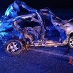 Scontro tra un furgone e due auto sulla Ss 106, un morto e tre feriti
