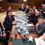 Ucraina, costruttive trattative a Miami, oggi si continua. Cremlino: Non in preparazione incontro...