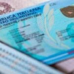 Carta d'identità 'a vita' per gli over 70, la norma è ufficiale: come funziona e chi ne ha diritto