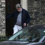 Caso Epstein, ex ambasciatore britannico Mandelson rilasciato su cauzione