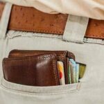 Furti con il pos tra la folla, cosa sta succedendo? Ecco come difendersi
