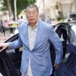 Hong Kong, Jimmy Lai condannato a 20 anni per collusione e sedizione