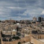Israele, piovono missili: dichiarato stato d'emergenza. Netanyahu: Minaccia esistenziale
