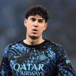 Lecce-Inter, tensione per Bastoni: tocca palla e i tifosi di casa fischiano
