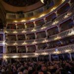 Napoli, la storia del Teatro Sannazaro: dal 1847 la 'Bomboniera di Via Chiaia'