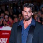 Sanremo 2026, Can Yaman co-conduttore prima serata: chi è l'attore turco